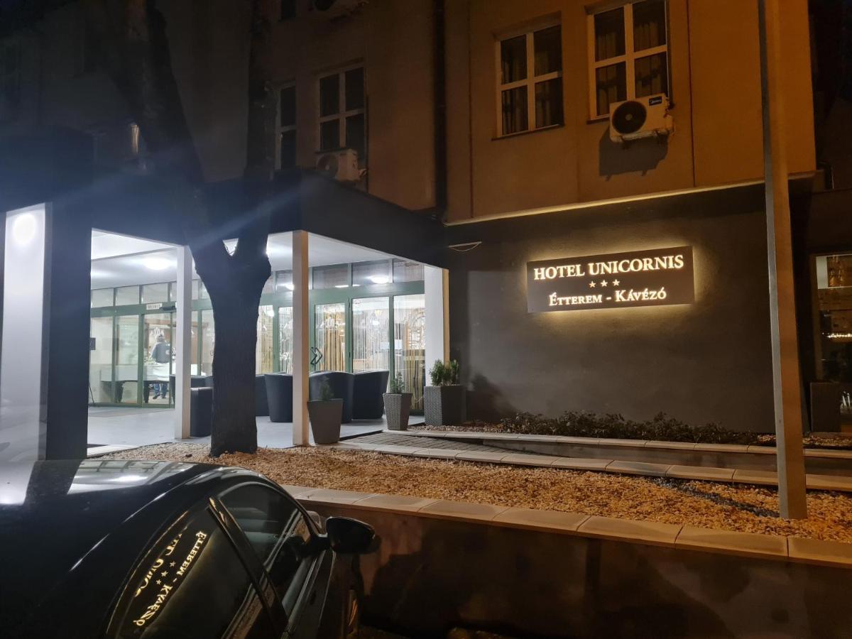 Hotel Unicornis Eger Exterior foto